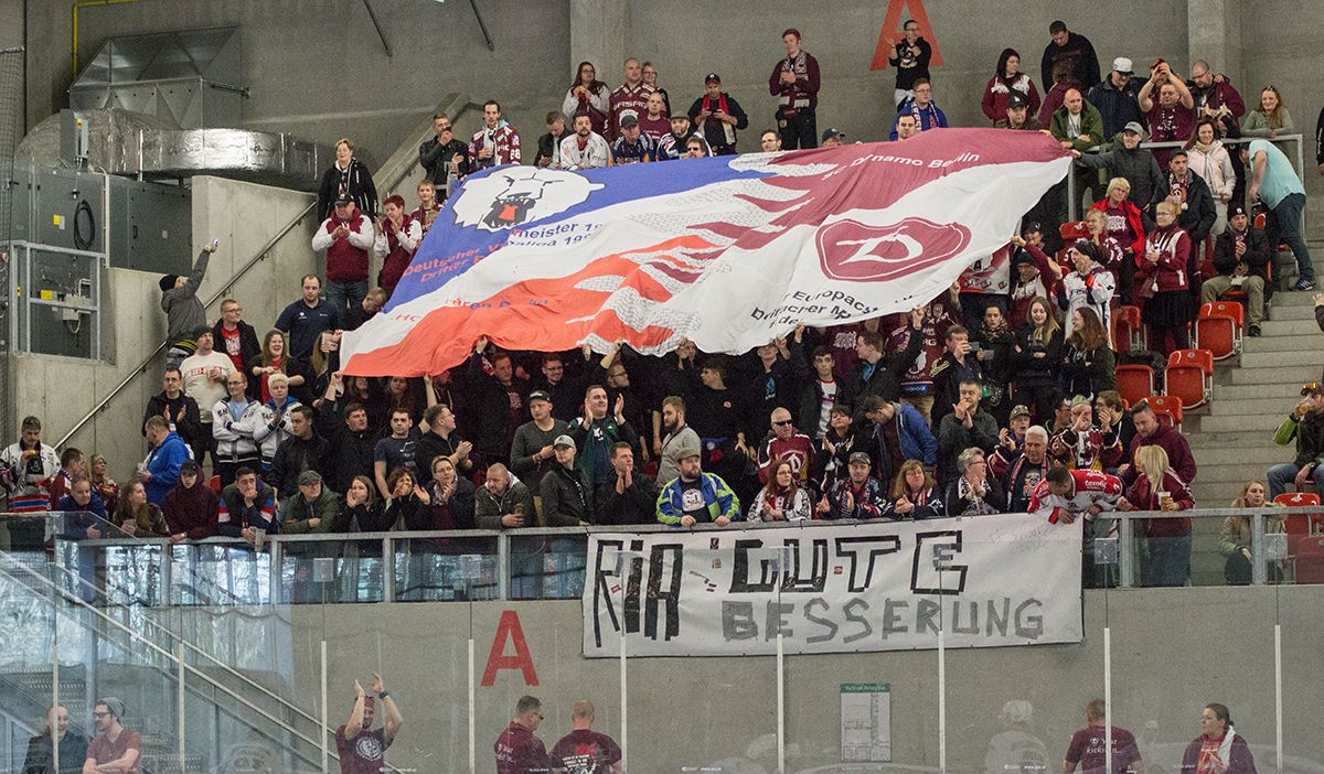 ECC-Preussen gegen Eisbären Juniors.