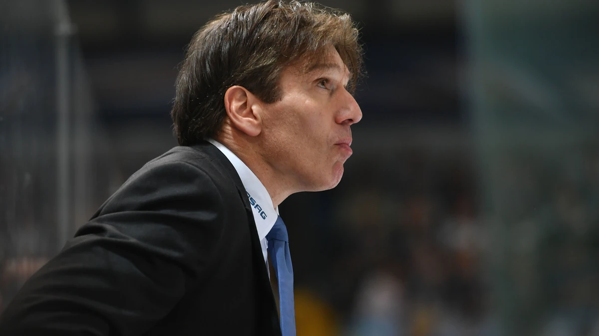 Verlässt Uwe Krupp die Eisbären Richtung Sparta Prag?