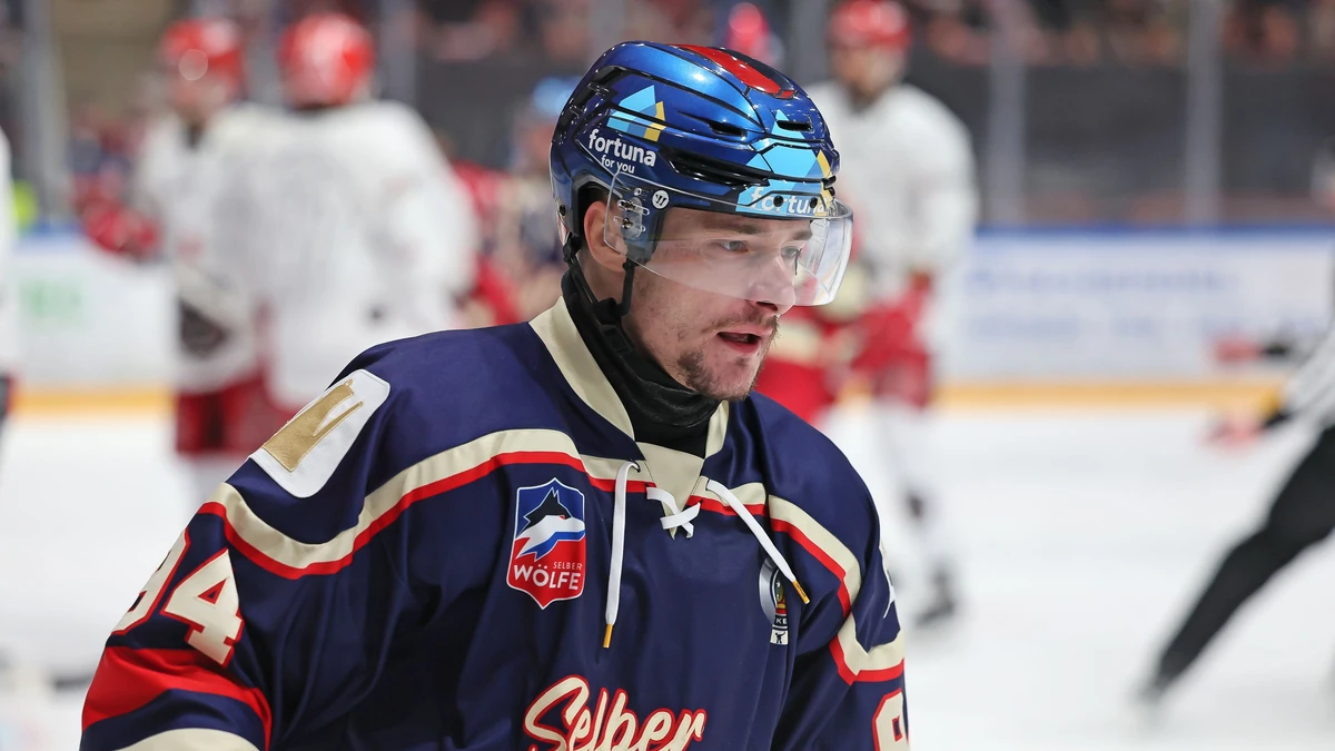 Patrick Klöpper bleibt in Selb.