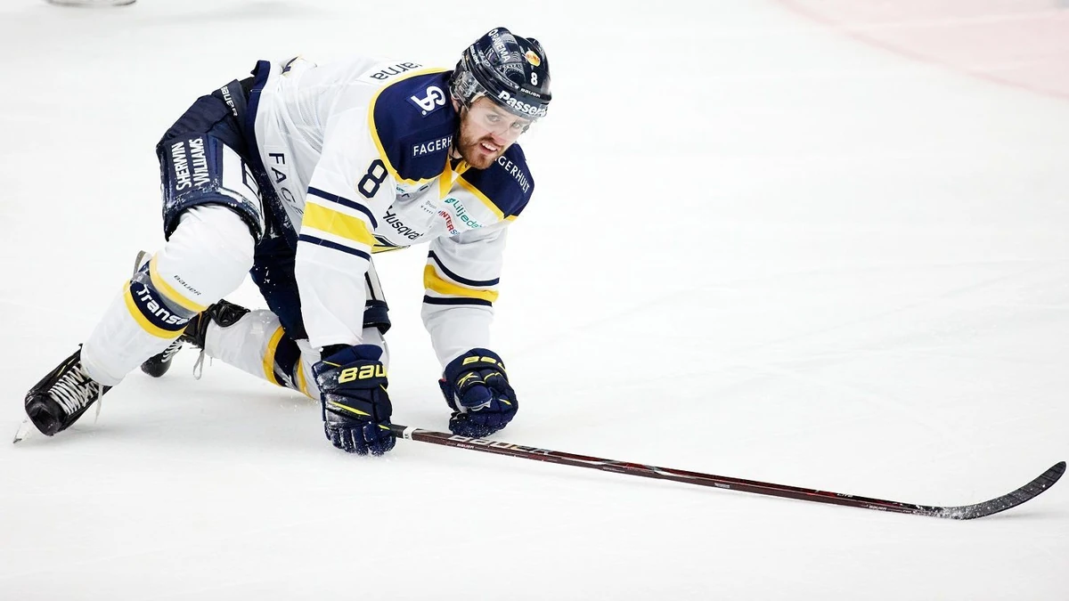 MALM? 20210227 HV71:s Jordan Murray under l?rdagens ishockeymatch i SHL mellan IF Malm? Redhawks och HV71 i Malm? Arena. Foto Andreas Hillergren / TT kod 10600