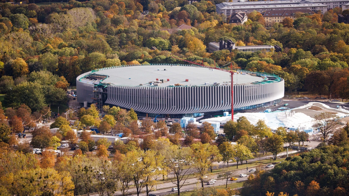 Die Baustelle des SAP Garden am Mittleren Ring B2R in München.