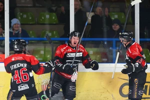 Clay Ellerbrock beim Jubel nach seinem Ausgleich zum 4:4