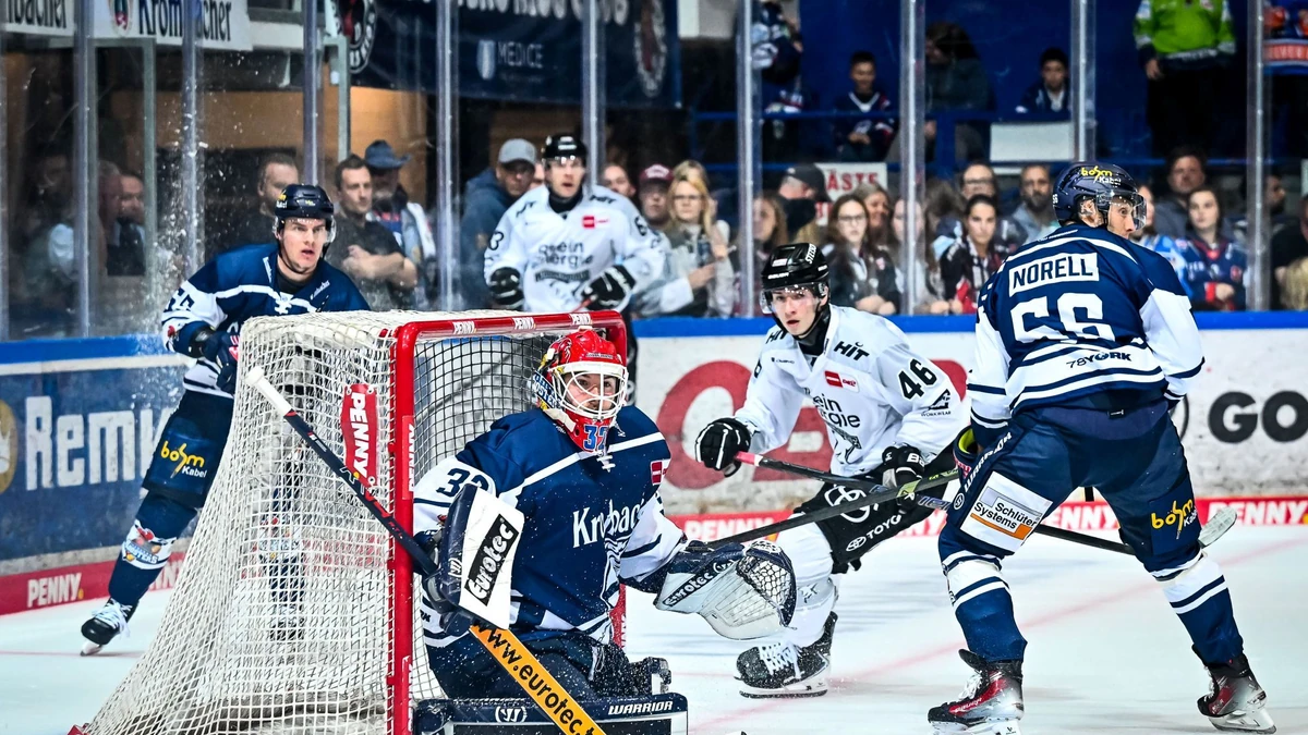 Die Iserlohn Roosters mit Torhüter Hendrik Hane gewinnen das Turnierfinale um den NRW-Cup gegen die Kölner Haie.