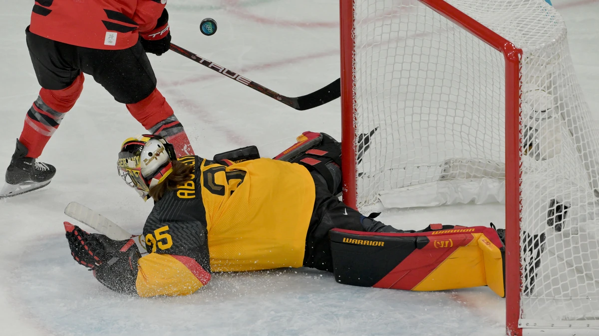 Für die DEB-Frauen endet die Olympia-Reise gegen Favorit Kanada.