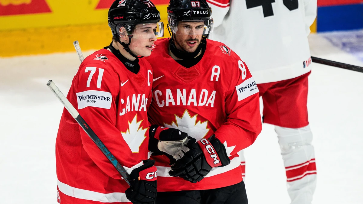 Macklin Celebrini und Sidney Crosby - Team Kanada während der 2026 IIHF Eishockey WM