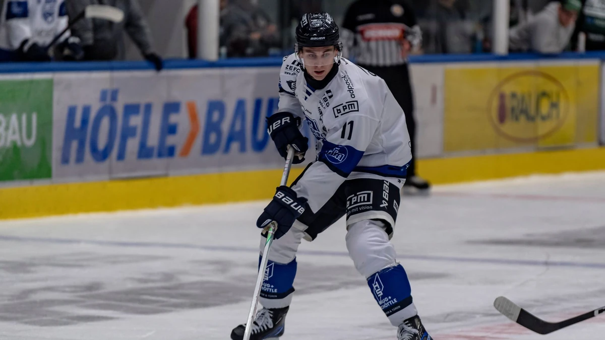 Christopher Grando traf viermal beim 7:0-Sieg der Lindau Islanders gegen den SC Riessersee.