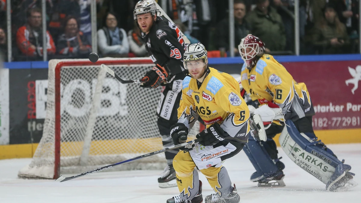 Höherklassiges Eishockey in Bayreuth gibt es auch auch in der neuen Saison.