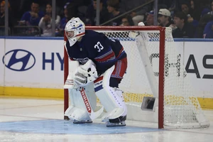 Dylan Garrand im Tor der New York Rangers.