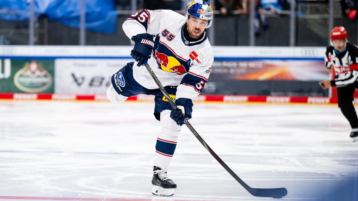 Fabio Wagner im Trikot des EHC Red Bull München.