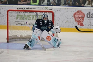 Daniel Filimonow verlängert in Lindau.