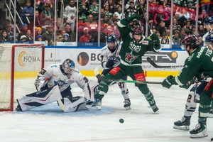 Die Starbulls Rosenheim lieferten sich eine engen Kampf gegen Tabellenführer Kassel Huskies.