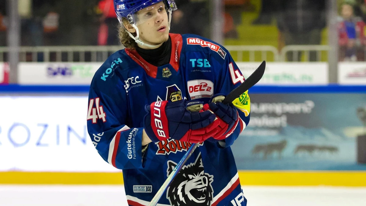 Louis Majher (hier noch im Trikot des EHC Freiburg) wechselt zu den EV Lindau Islanders.