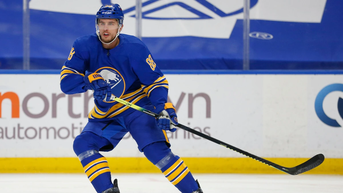Brandon Davidson im Trikot der Buffalo Sabres.
