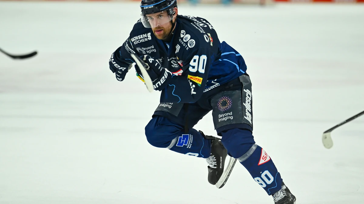 Tylor Spink wechselte im Sommer zusammen mit seinem Zwillingsbruder Tyson zu den Dresdner Eislöwen.