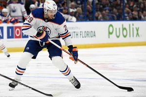 Leon Draisaitl punktete erneut - und verletzte sich wieder.