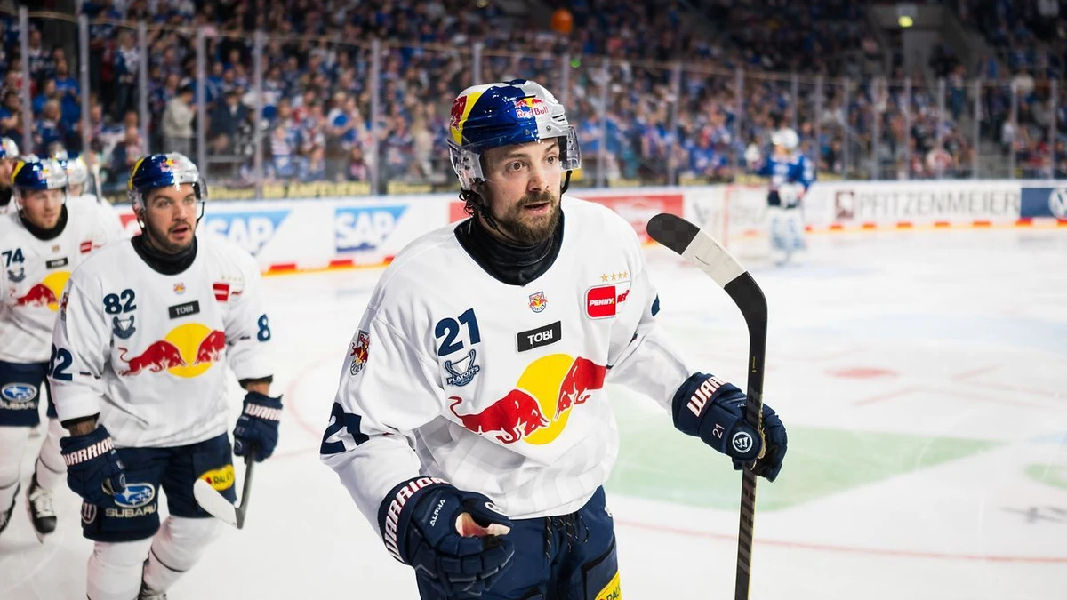 Nico Krämmer (#21, rechts auf dem Bild) läuft in der kommenden Saison für die Fischtown Pinguins Bremerhaven auf.