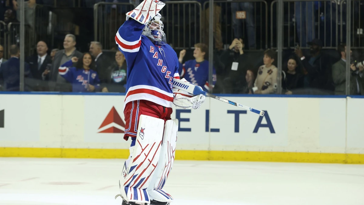 Igor Shesterkin ist der erste Torwart in der hundertjährigen Geschichte der New York Rangers, der selbst ein Tor erzielte.
