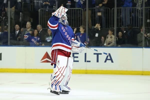 Igor Shesterkin ist der erste Torwart in der hundertjährigen Geschichte der New York Rangers, der selbst ein Tor erzielte.