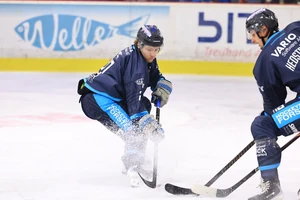 Lennart Esche kehrt mit dem EHC Neuwied in die Oberliga zurück.
