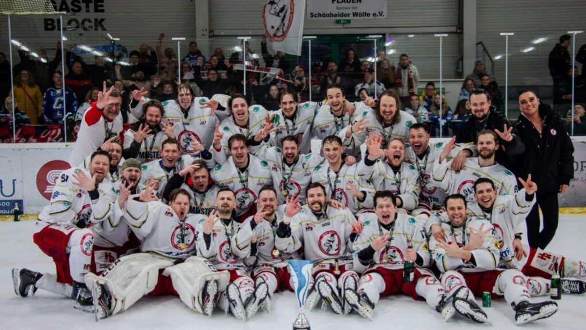 FASS Berlin ist zum dritten Mal in Folge Meister der Regionalliga Ost.