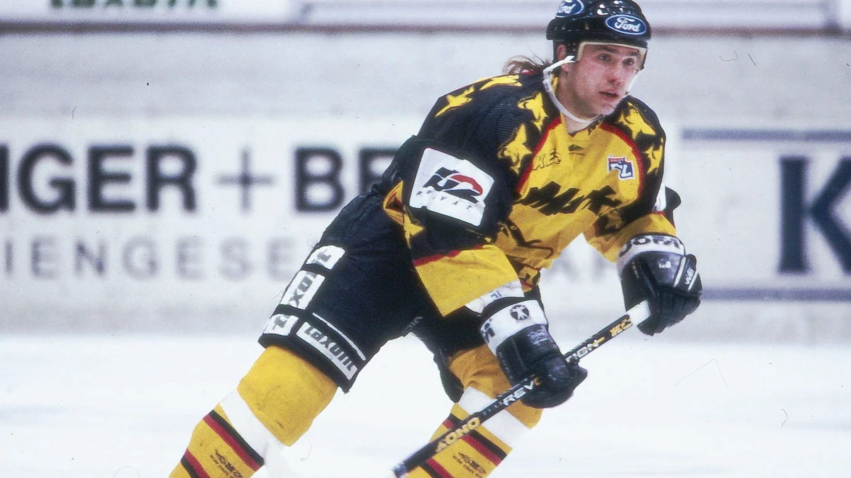ROT // Sergei Berezin (Koeln) - Koelner Haie - Koeln - DEL 1995 / 1996 -