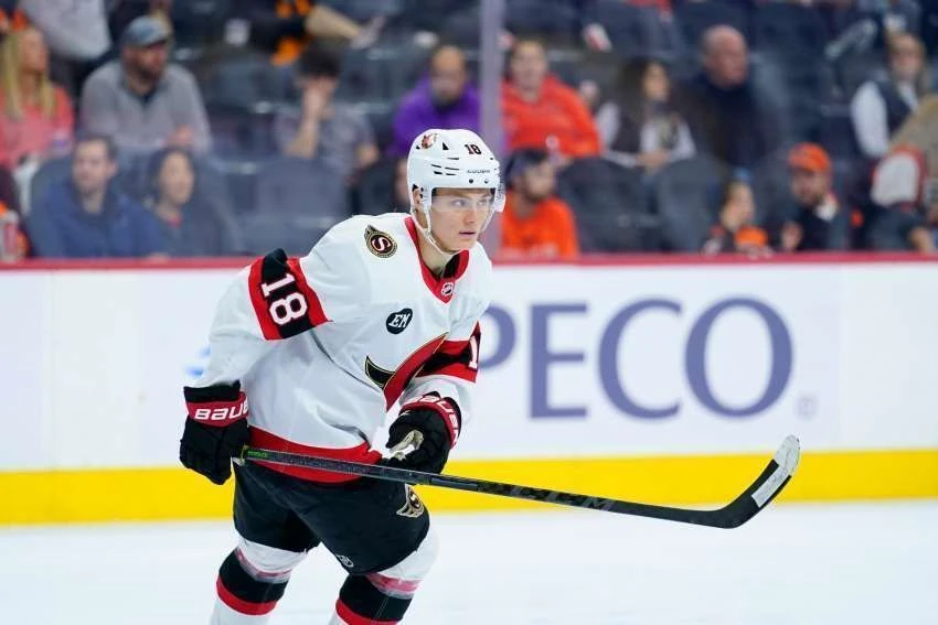  Tim Stützle feiert mit den Ottawa Senators sechs Siege in Folge. 