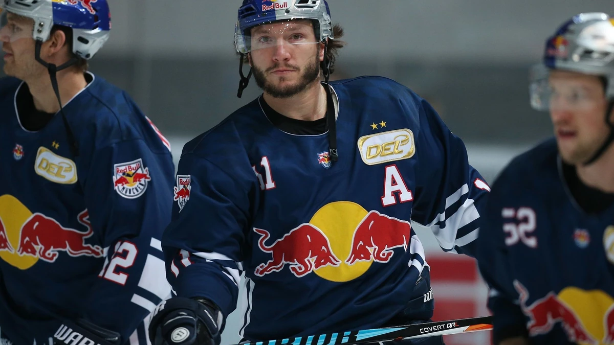 Doppelte Auszeichnung: Münchens Keith Aucoin wurde als Spieler und Stürmer des Jahres geehrt.
