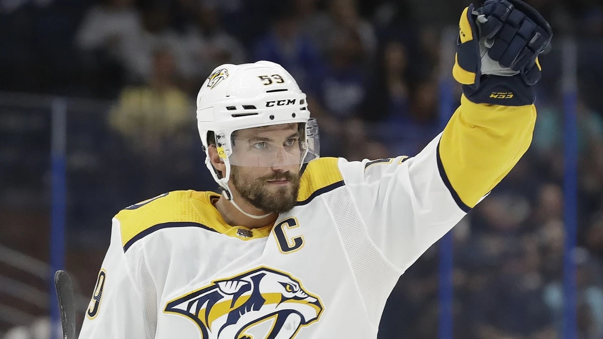 Roman Josi hat Grund zur Freude: 9,059 Millionen Dollar pro Saison sichert ihm sein neuer Vertrag bei den Nashville Predators.