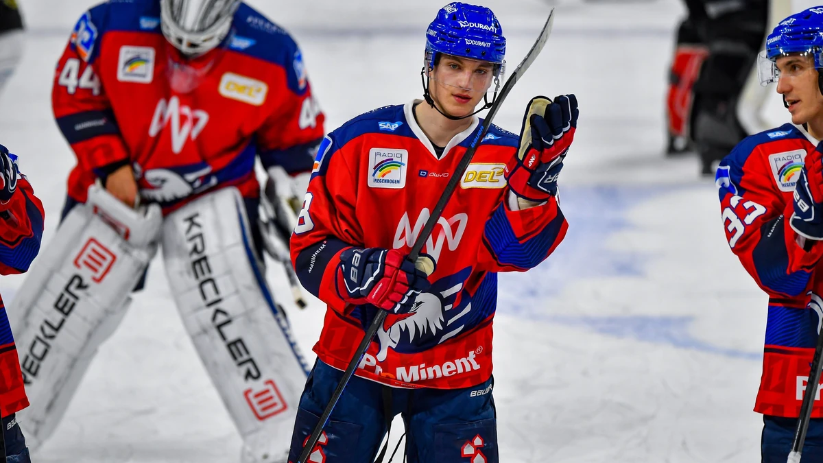 ,
Adler Mannheim vs. Fischtown Pinguins ,
DEL Eishockey Adler Mannheim 19/ 20,
© Copyright: AS Sportfoto / Soerli Binder,
www. as-sportfoto.de,
MSP_0901_Adler_