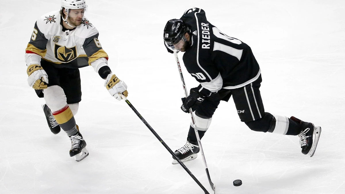 Tobias Rieder hatte mit seinen Los Angeles Kings keine Chance gegen die bärenstarken Vegas Golden Knights.