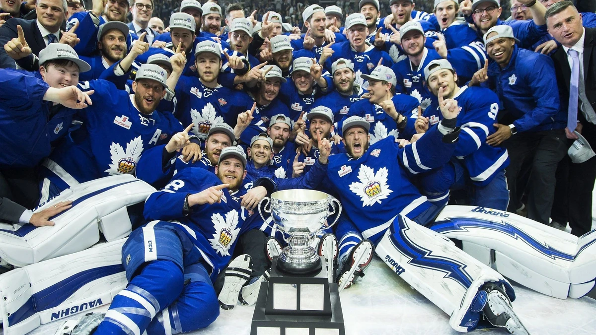 Bitte lächeln: Die Toronto Marlies gewinnen den Calder Cup der American Hockey League.