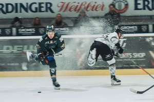 Hoch her ging es beim 5:2 Heimsieg der Gladiators gegen die Black Hawks aus Passau.